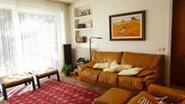 Sala d'estar de Casa o xalet en venda en Sant Quirze del Vallès amb Aire condicionat