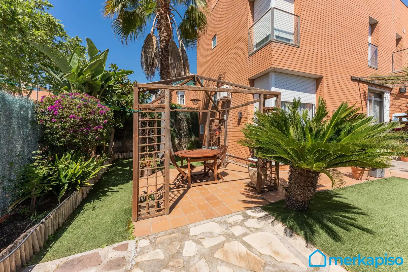 Jardín de Casa adosada en venta en Viladecans con Calefacción, Jardín privado y Terraza