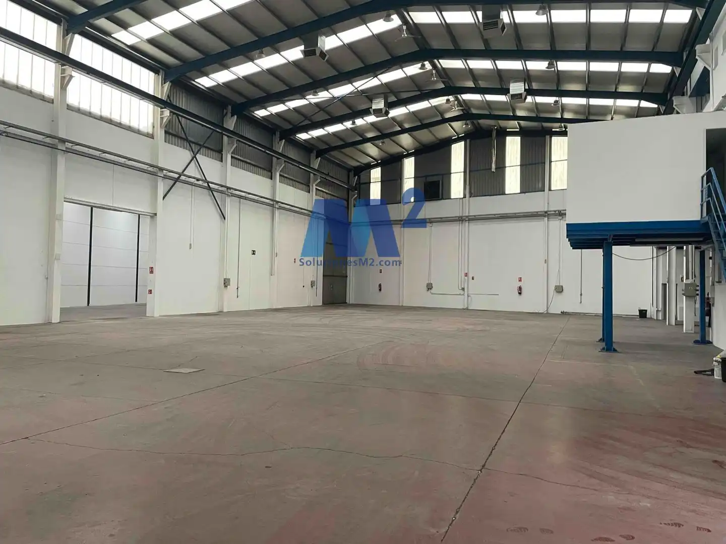 Nave industrial en alquiler en Brezo