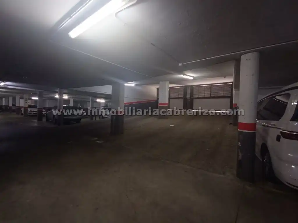 Individual con ascensor en venta en Calle Tirso de Molina, imagen 2