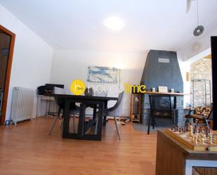 Flat for sale in Dosrius  with Air Conditioner