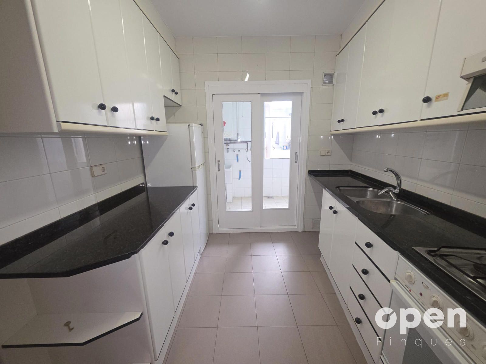 Kitchen of Flat for sale in Terrassa  with Heating and Storage room