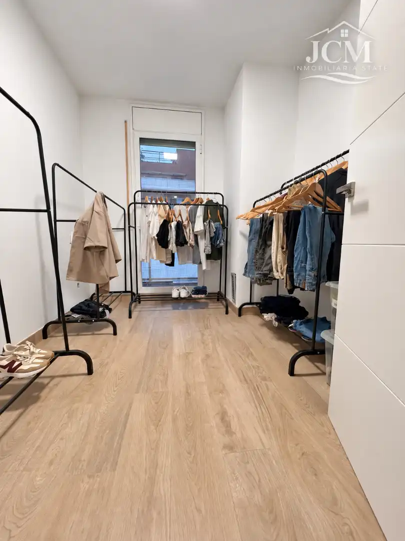 Flat for sale in Llevant