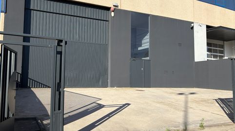 Foto 4 von Fabrikhallen zur Miete in Montigalà, Badalona
