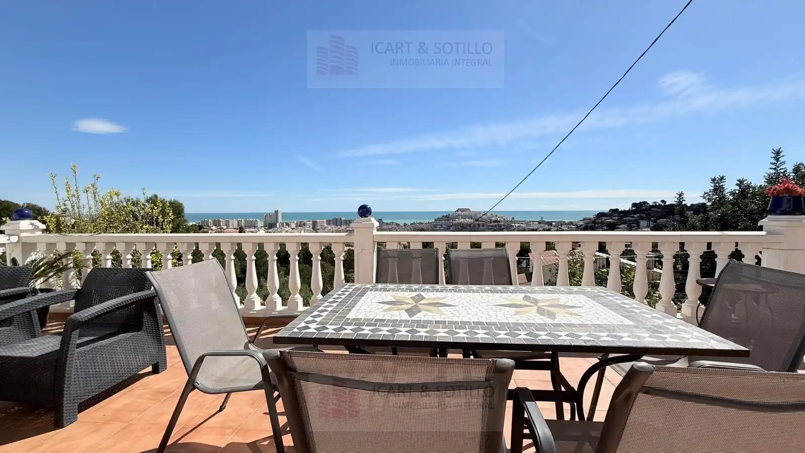 Terraza de Piso en venta en Peñíscola / Peníscola con Aire acondicionado, Calefacción y Jardín privado