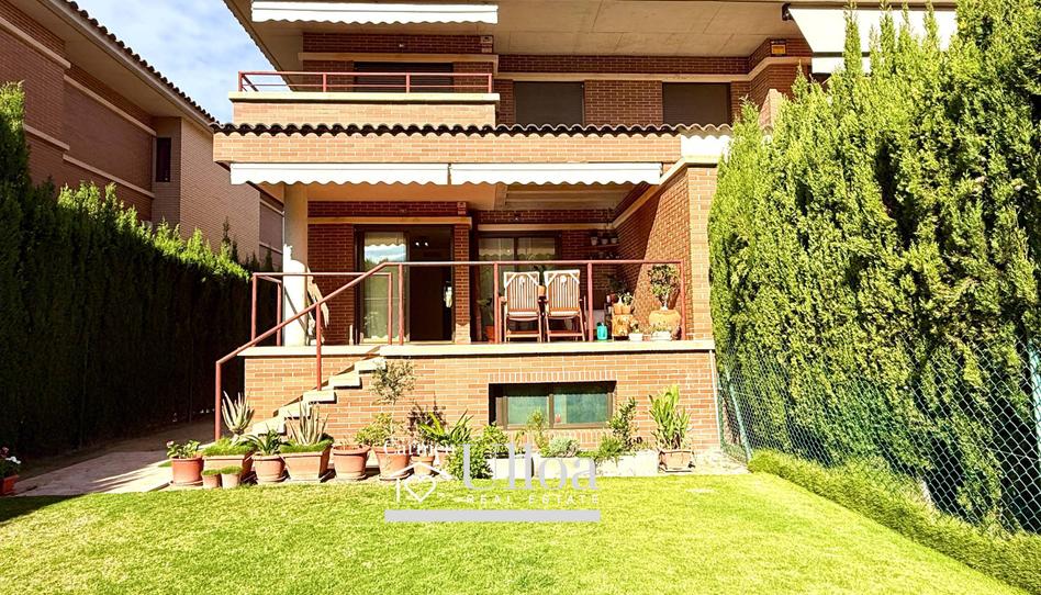 Foto 1 de Casa adosada en venda a Calle Aries, Almajada - Ravel, Alicante