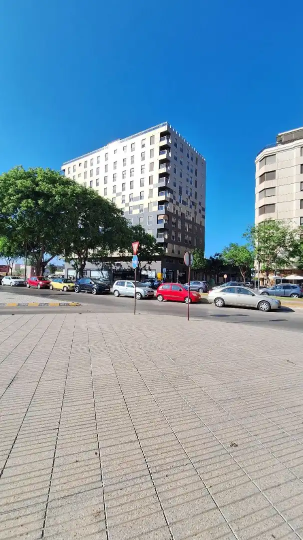 Vista exterior de Local en venta en Alzira