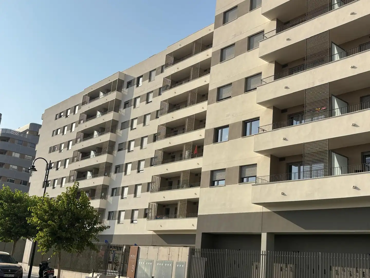 Außenansicht von Wohnung zur Miete in Quart de Poblet mit Klimaanlage, Heizung und Abstellraum
