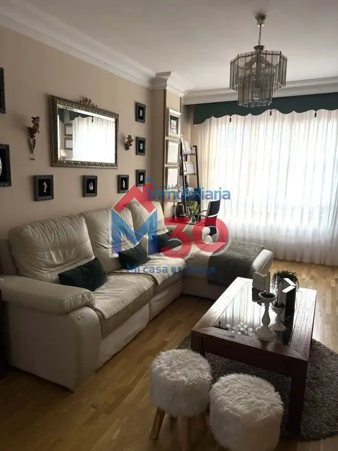 Living room of Houses for sale in Miranda de Ebro  with Heating, Terrace and Storage room
