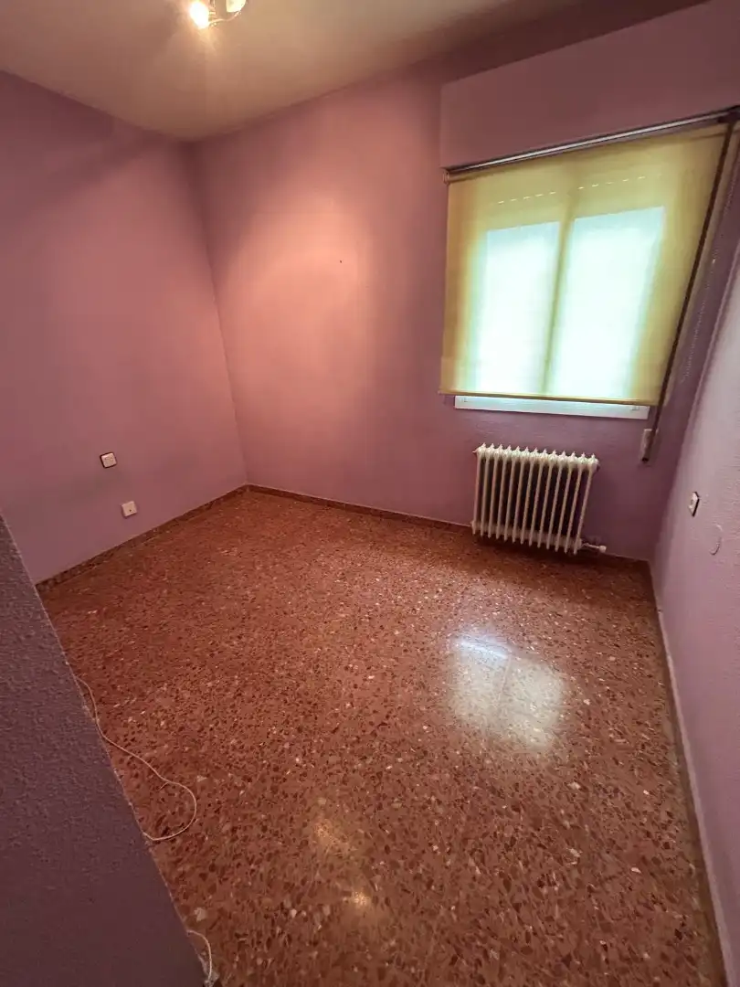 Dormitori de Pis en venda en Ciudad Real amb Aire condicionat, Calefacció i Terrassa