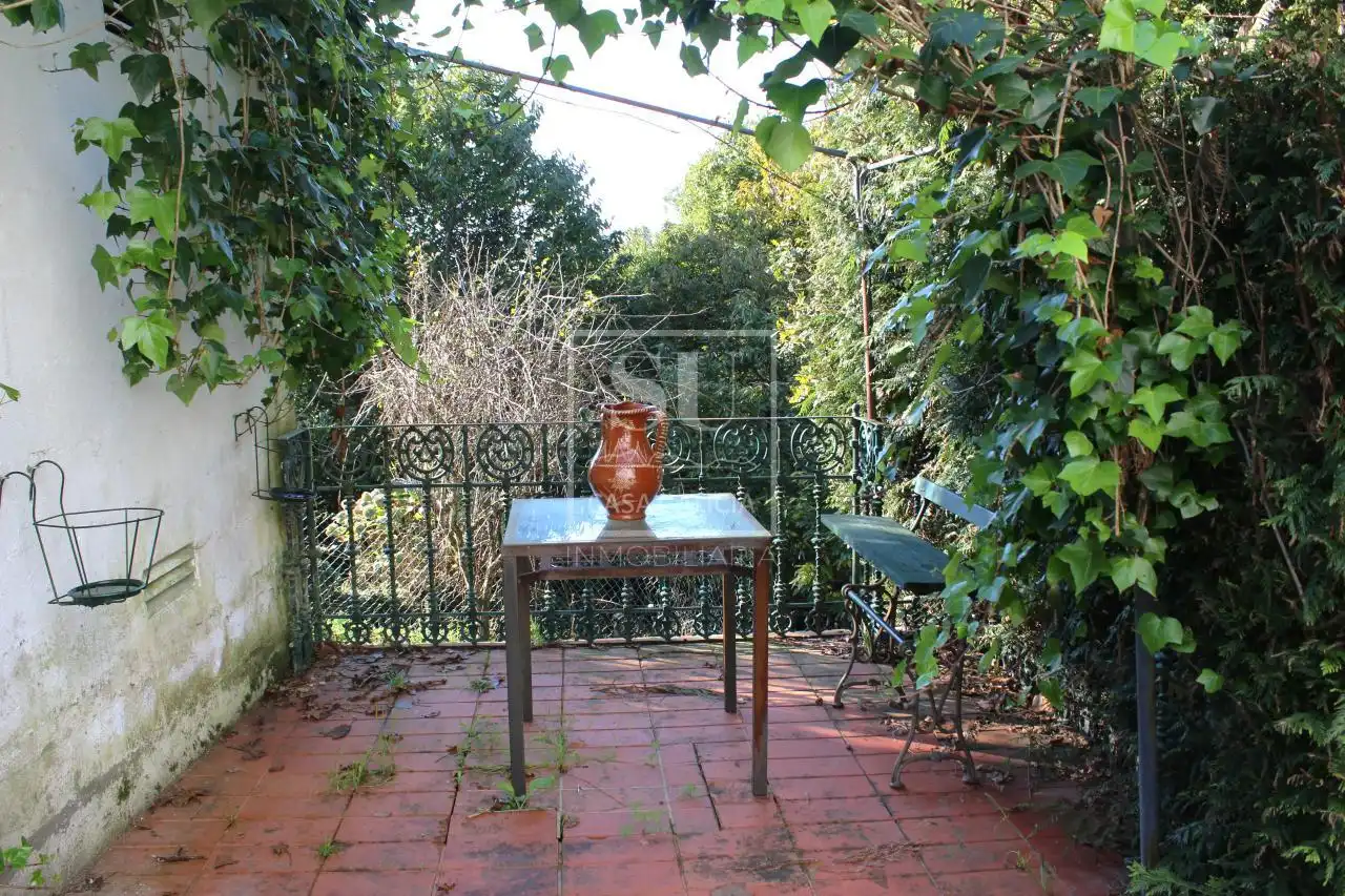 Jardí de Casa o xalet en venda en Gondomar amb Calefacció, Jardí privat i Moblat