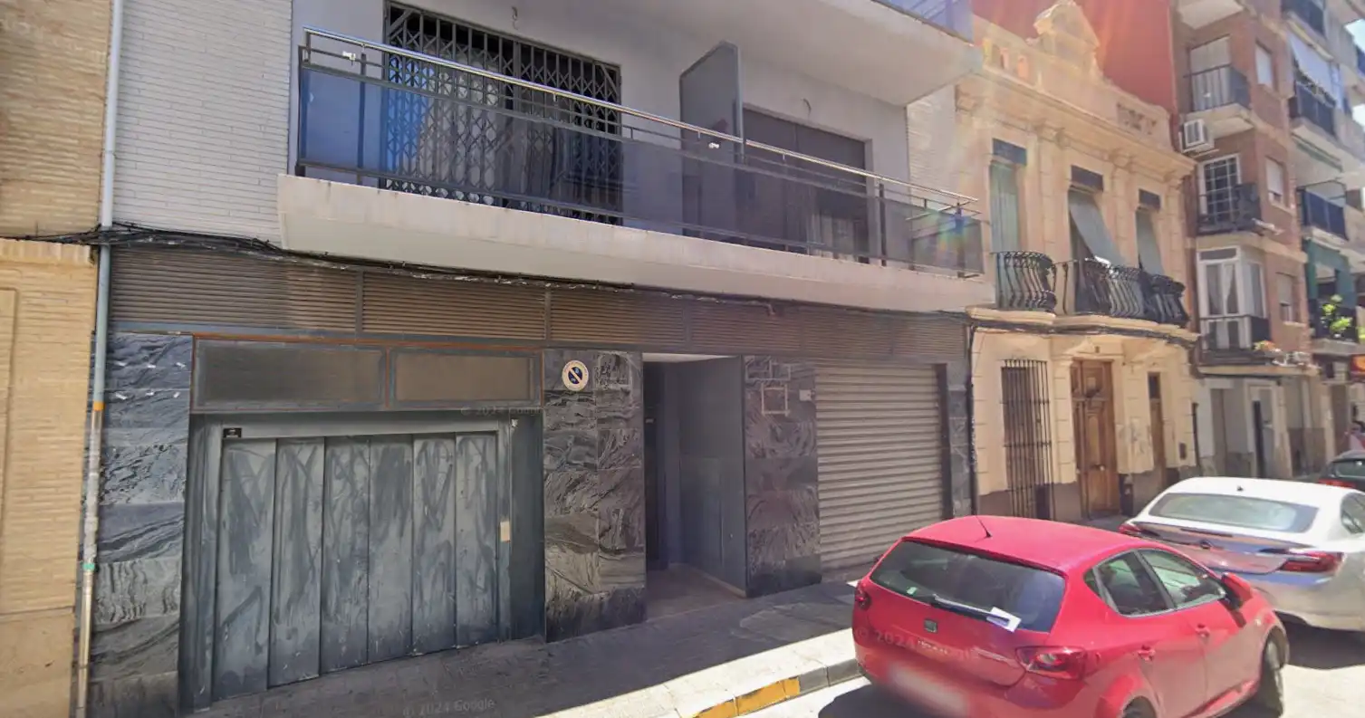 Vista exterior de Pis en venda en Burjassot
