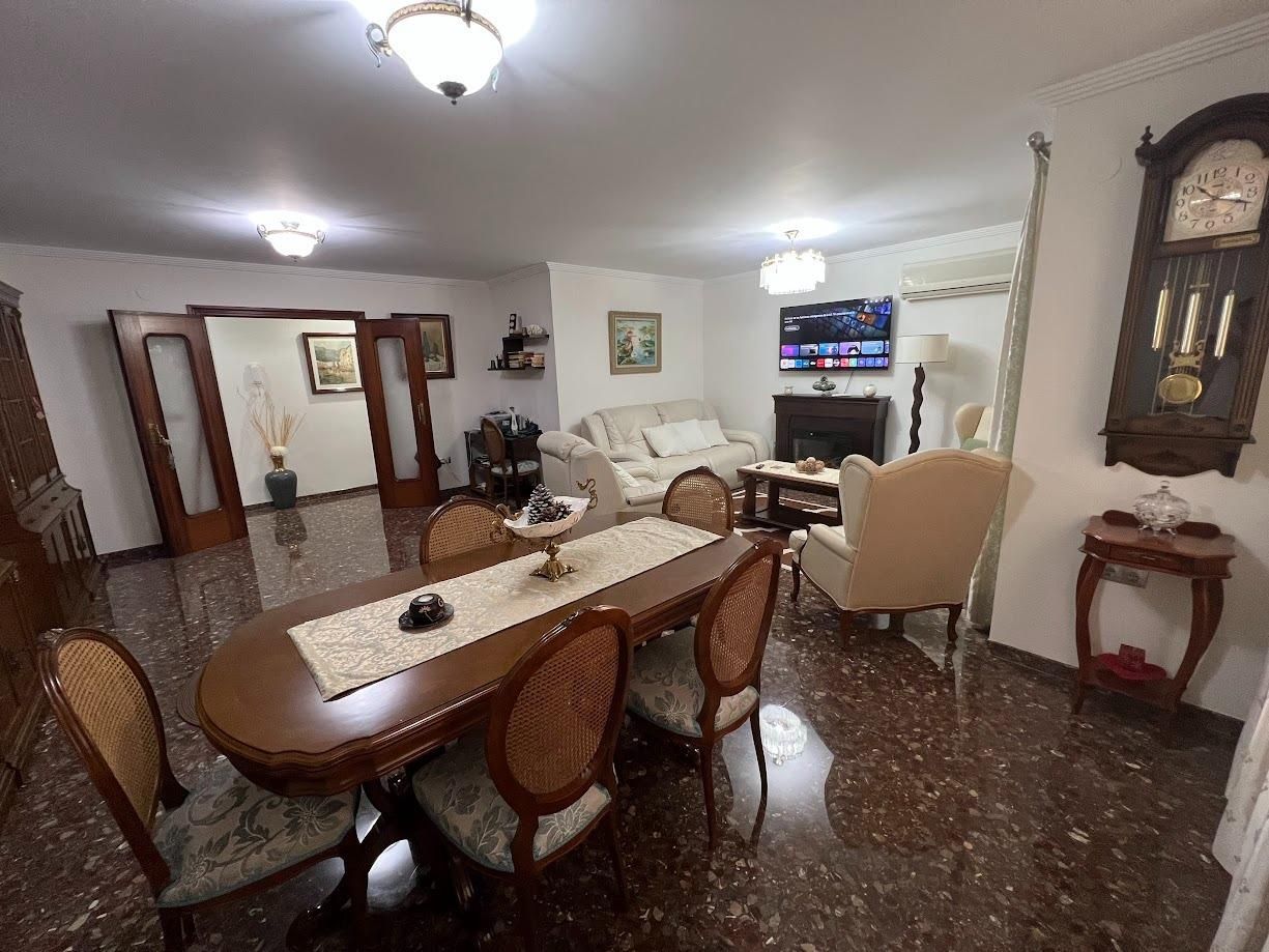 Flat for sale in El Mercado