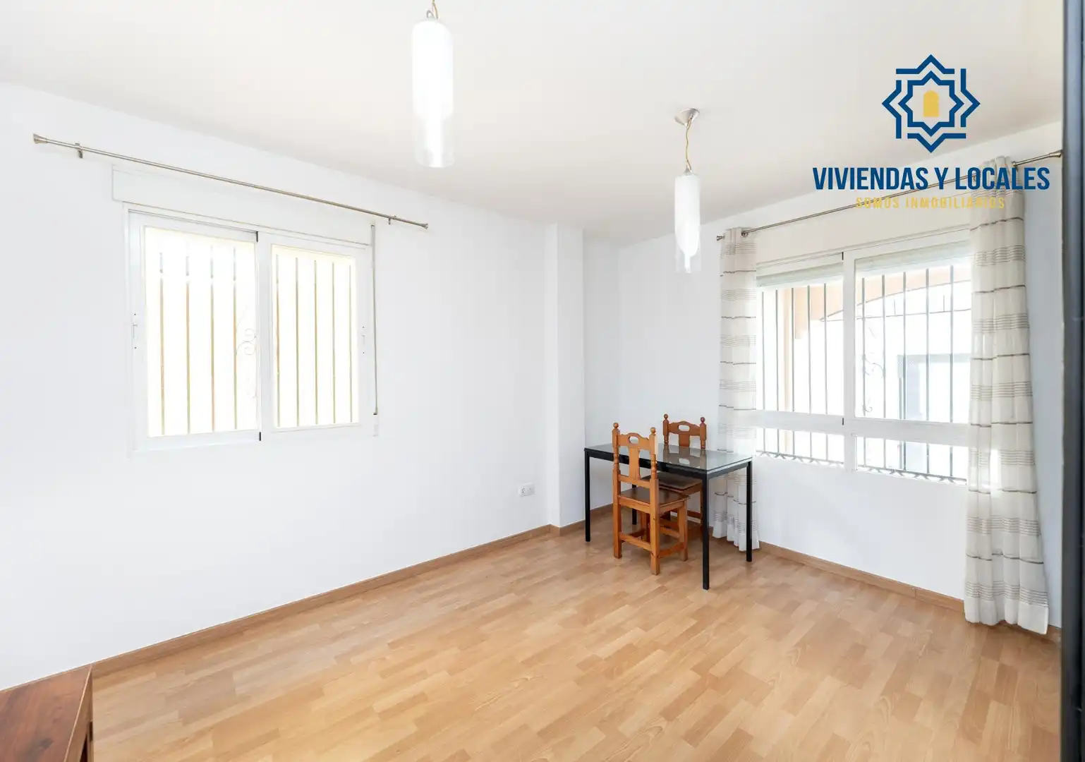 Dormitori de Planta baixa en venda en Armilla amb Aire condicionat