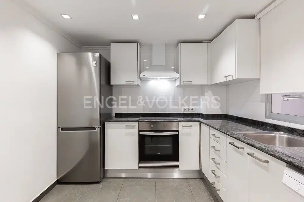 Flat with lift to rent in Gran Via del Marqués del Túria, imagen 9