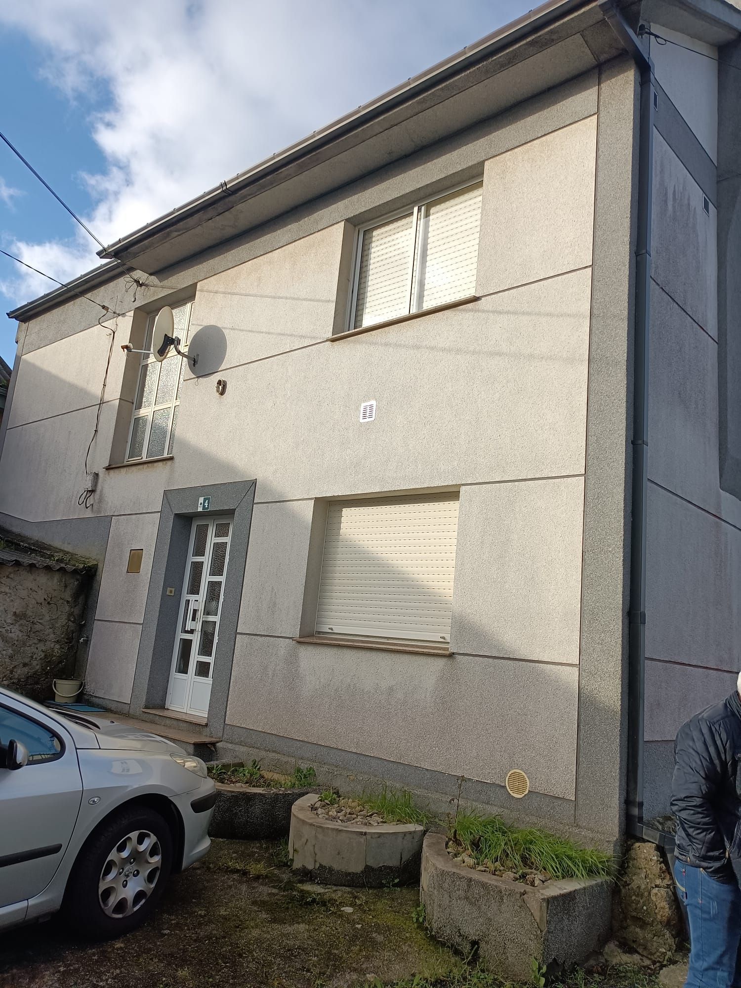 Vista exterior de Casa o xalet en venda en Carballo amb Jardí privat