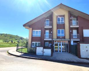 Exterior view of Flat to rent in Villacarriedo  with Heating and Balcony