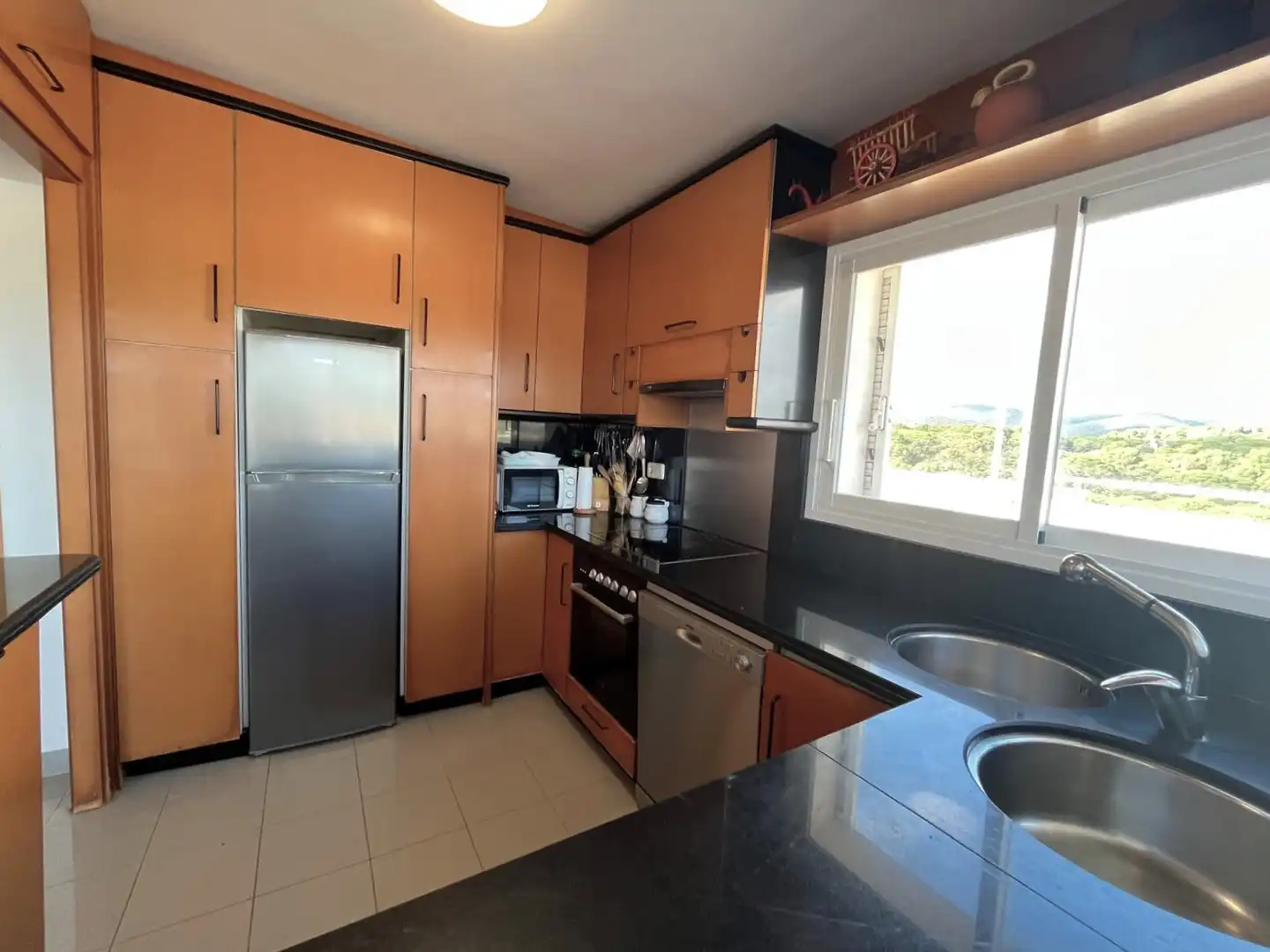 Küche von Dachboden zum Verkauf in Palamós mit Terrasse und Möbliert