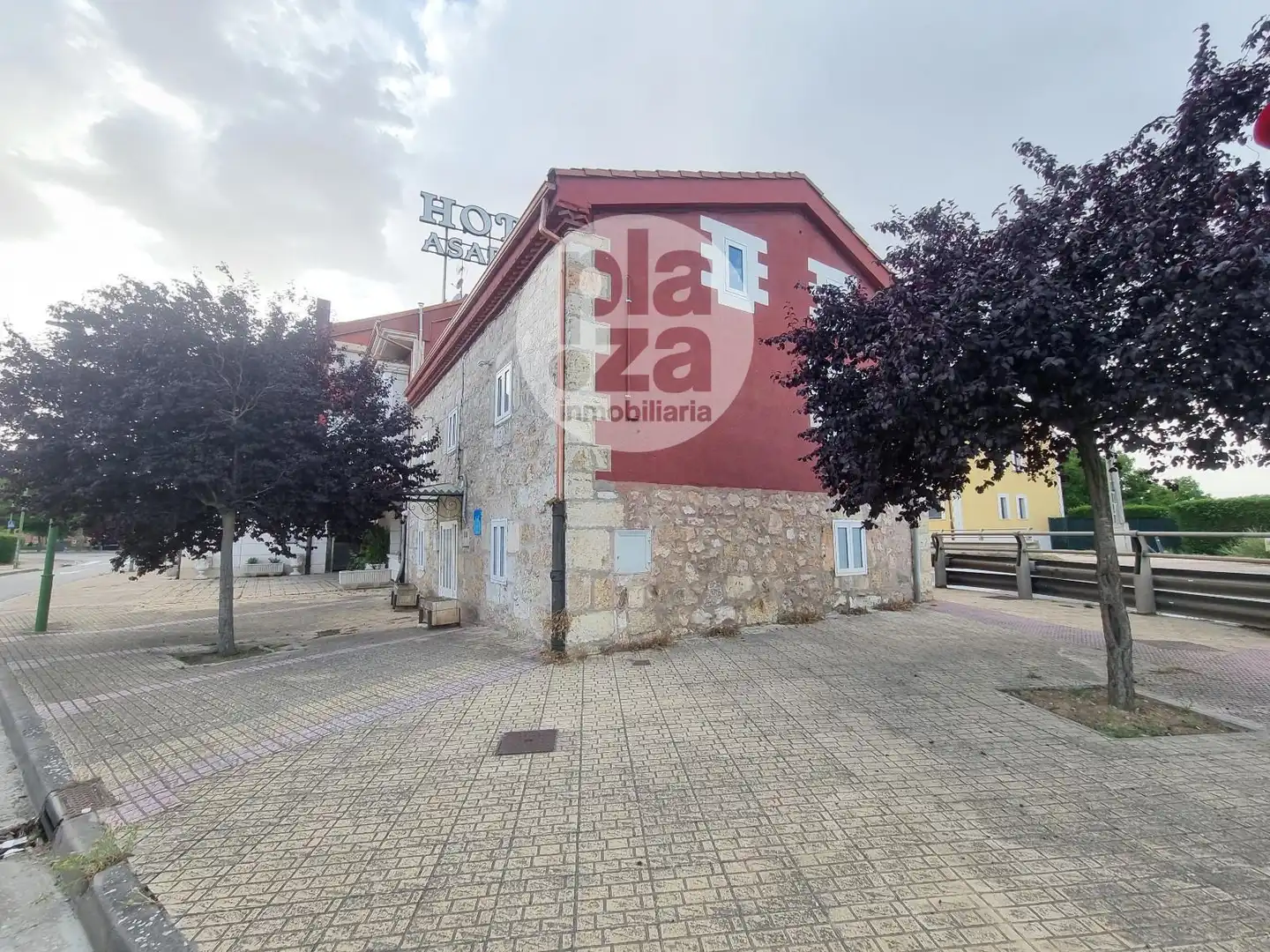 Casa o xalet de lloguer en Burgos amb Calefacció, Traster i Moblat
