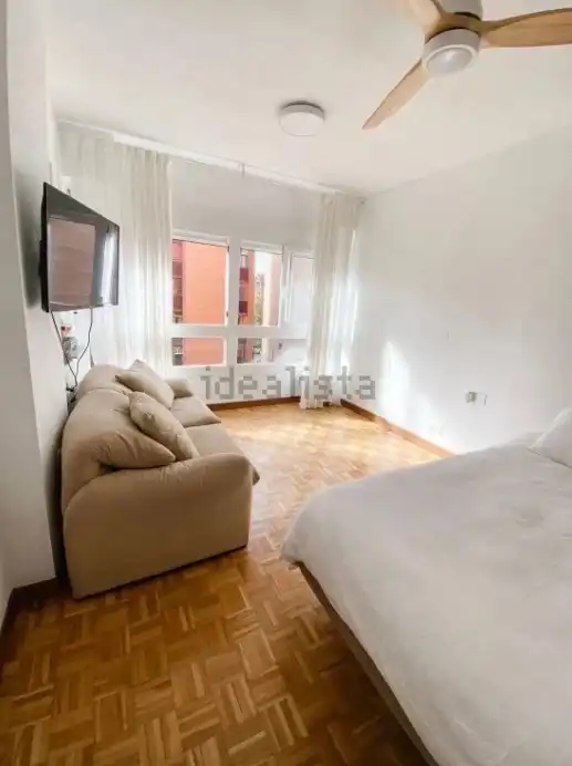 Schlafzimmer von Wohnung zur Miete in El Pla del Real