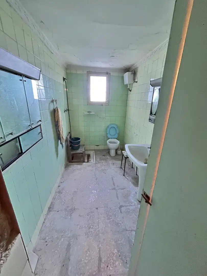 Bany de Casa o xalet en venda en Elche / Elx amb Jardí privat i Moblat