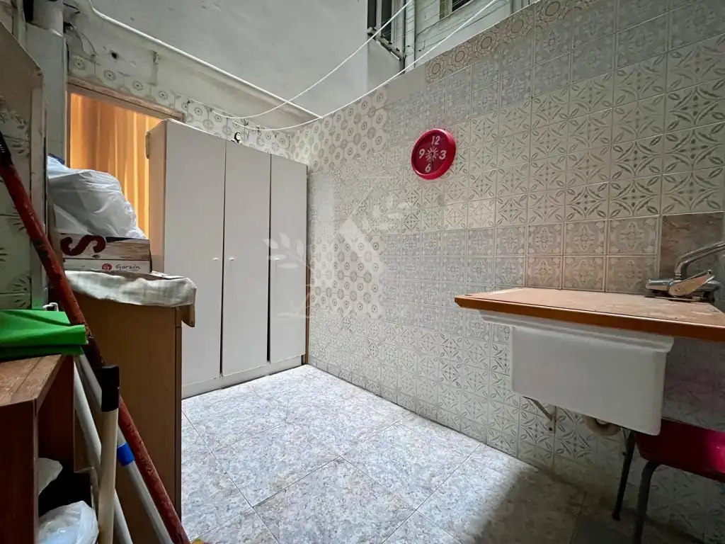 Cocina de Piso en venta en Barcelona con Balcón