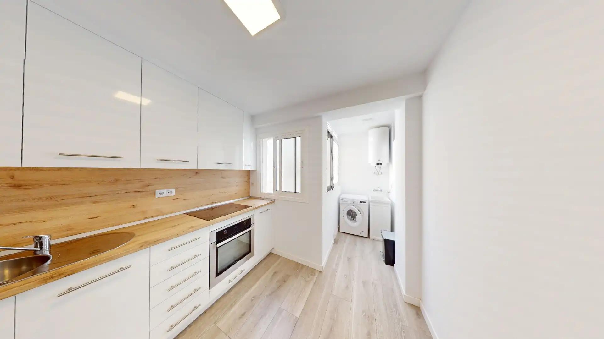 Cocina de Piso en venta en  Almería Capital con Aire acondicionado, Calefacción y Terraza