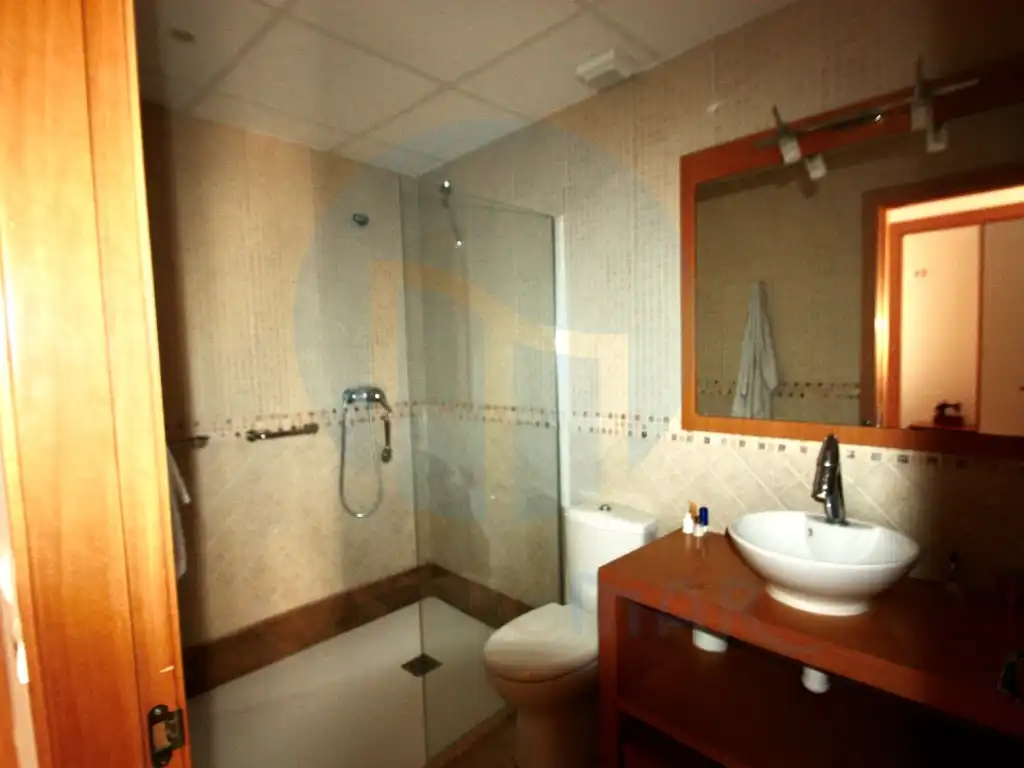 Baño de Apartamento en venta en L'Ampolla