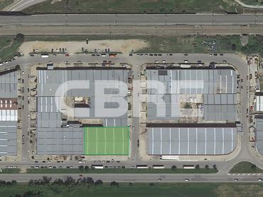 Industrial building to rent in Carrer Grions 30