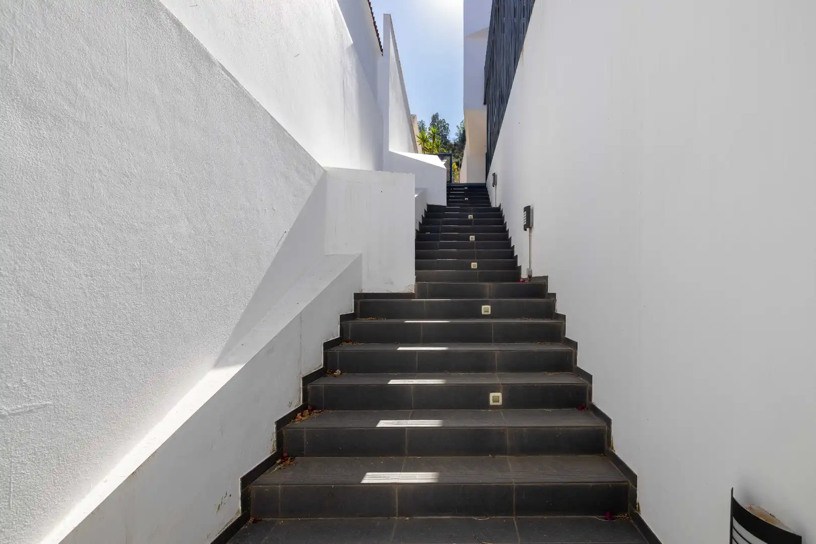 Houses for sale in Málaga  with Air Conditioner, Heating and Private garden