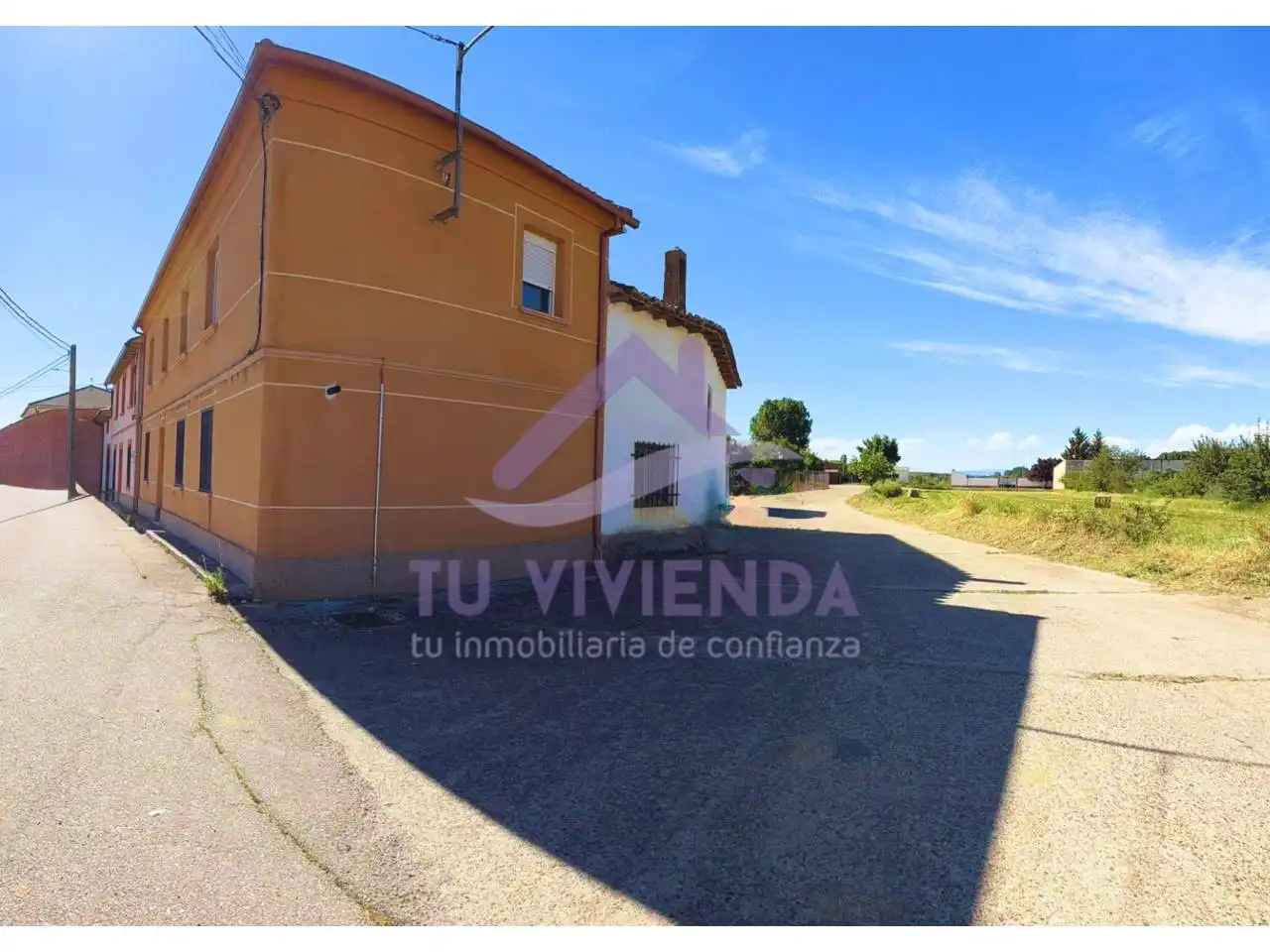 Houses for sale in Poza de la Vega