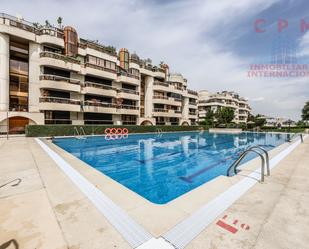Piscina de Pis de lloguer en  Madrid Capital amb Aire condicionat, Calefacció i Parquet