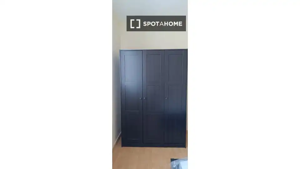 Habitación de Piso de alquiler en Sagunto / Sagunt con Aire acondicionado, Calefacción y Amueblado