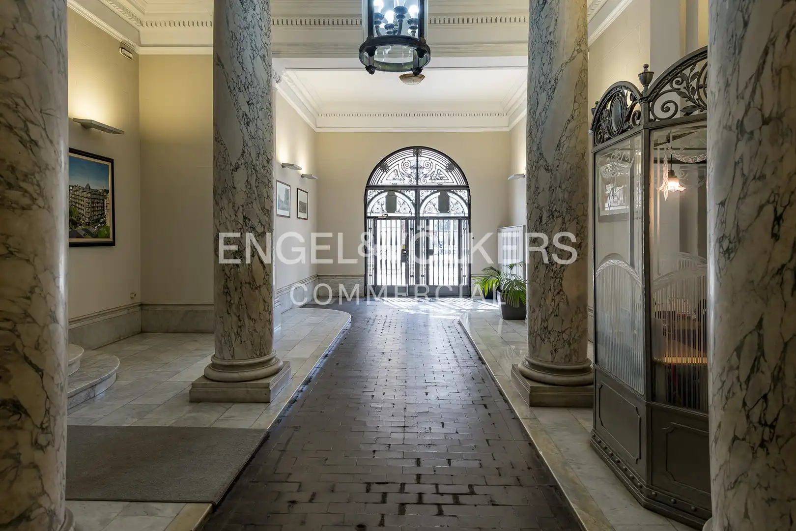 Office for rent in Barcelona  with Air Conditioner and Heating