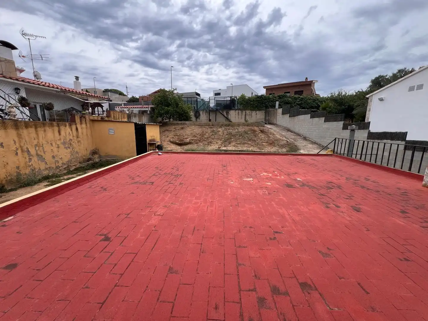 Houses for sale in Argentona  with Heating, Private garden and Furnished