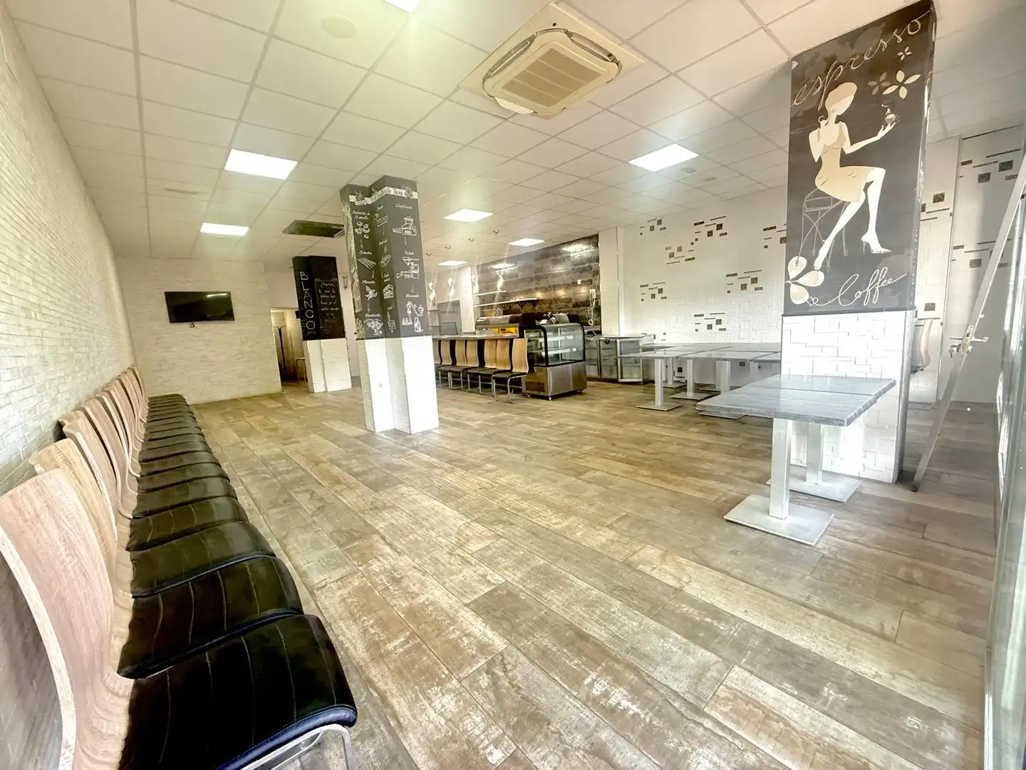 Local en venta en Málaga con Aire acondicionado, Calefacción y Amueblado