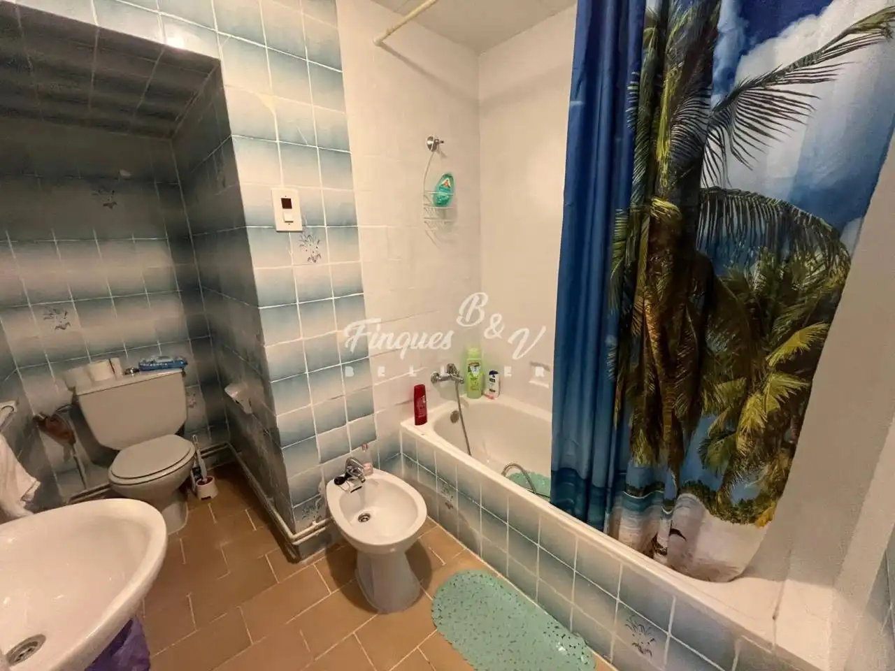 Bathroom of Flat for sale in Bagà  with Heating, Furnished and Balcony