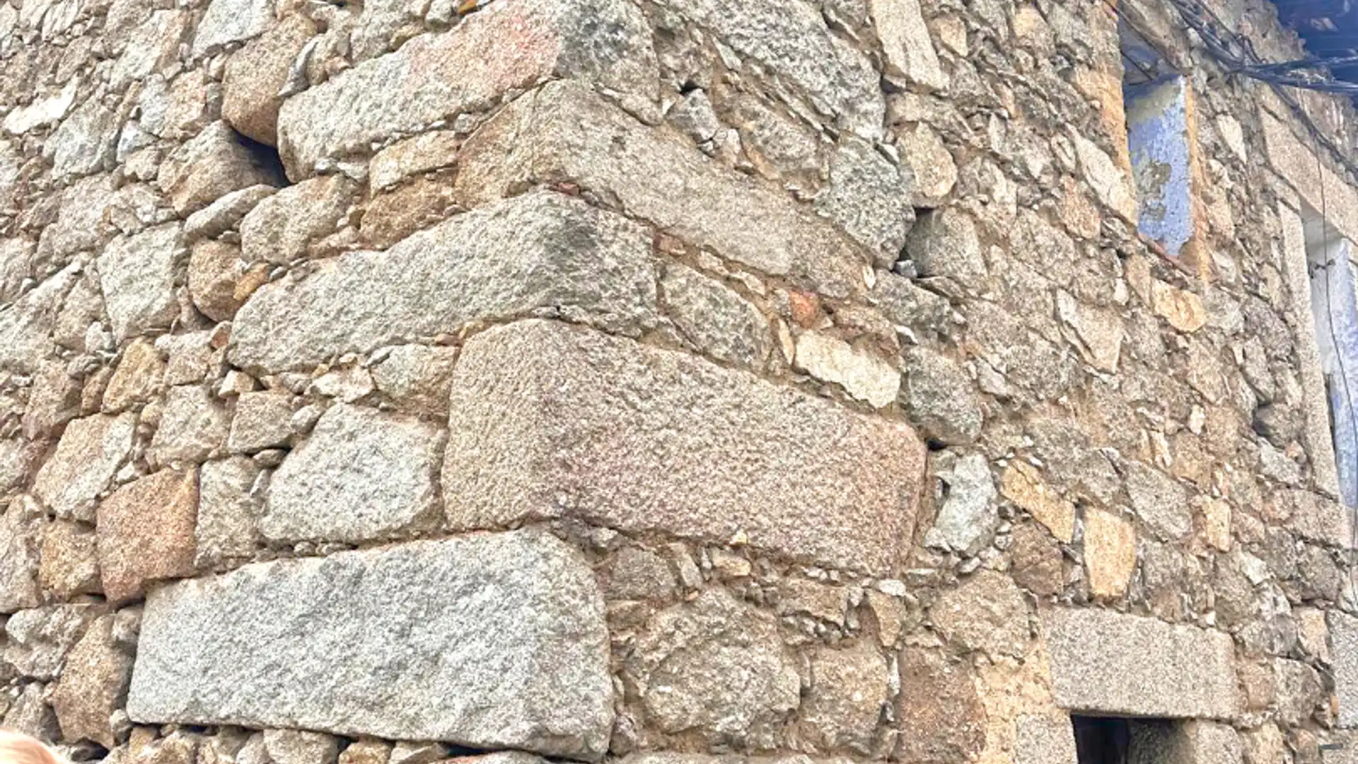 Vista exterior de Casa o chalet en venta en El Hoyo de Pinares 