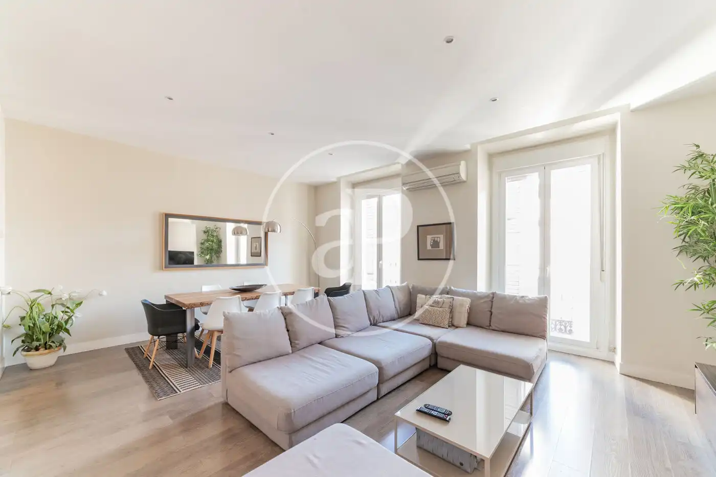 Wohnung mit Terrasse zur Miete in C. de los Caños del Peral