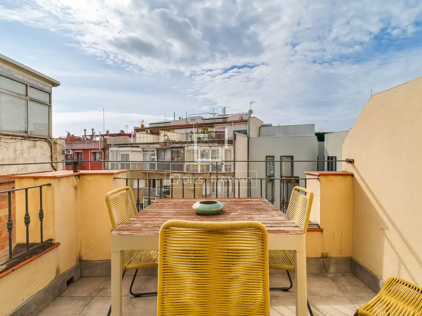 Terrasse von Dachboden zum Verkauf in Barcelona mit Klimaanlage, Heizung und Terrasse