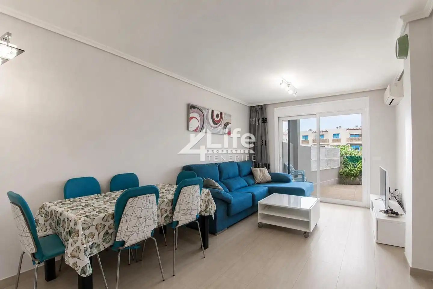Vista exterior de Planta baixa en venda en Granadilla de Abona amb Aire condicionat, Jardí privat i Terrassa