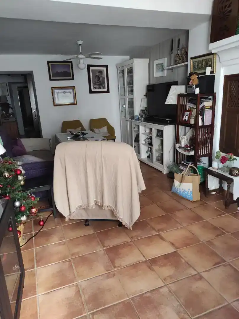 Sala de estar de Casa adosada en venta en Álora con Aire acondicionado, Amueblado y Horno