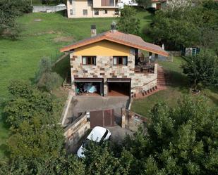 Vista exterior de Casa o xalet en venda en Gijón  amb Calefacció, Terrassa i Traster