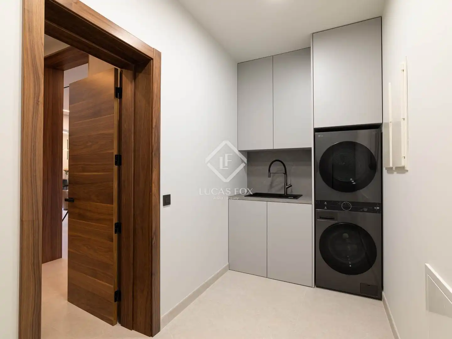 Cocina de Casa o chalet en venta en Castelldefels con Aire acondicionado, Jardín privado y Trastero