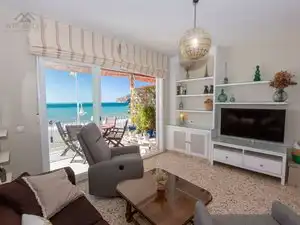 Living room of Flat for rent in Almuñécar  with Air Conditioner, Terrace and Furnished
