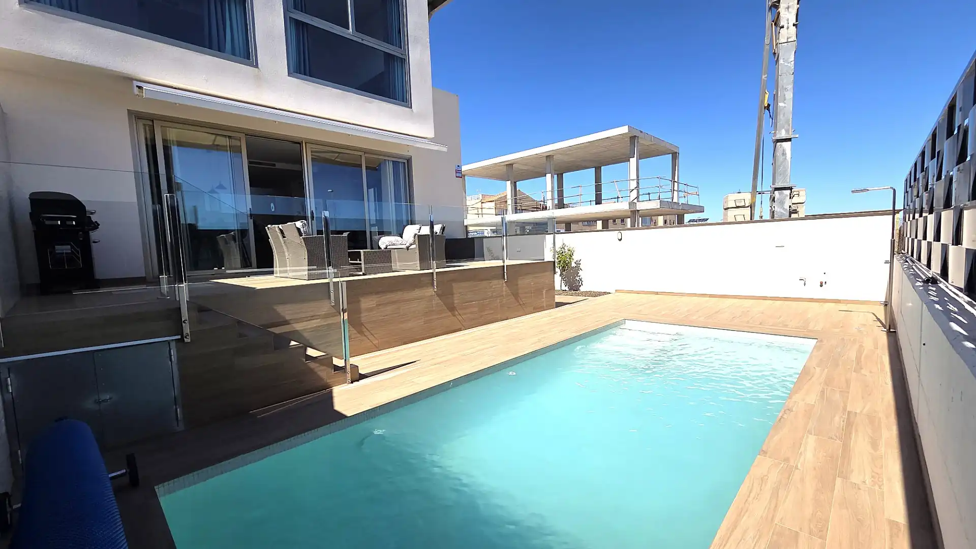 Piscina de Casa adosada en venta en Cartagena con Aire acondicionado, Calefacción y Jardín privado