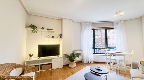 Foto 2 de Pis de lloguer a Oviedo - Cl Joaquina Bobela, 2, Milán - Pumarín, Oviedo