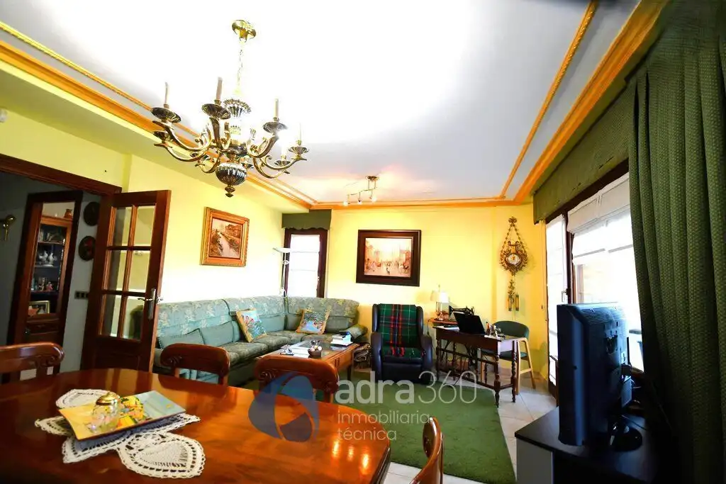 Vista exterior de Casa adosada en venta en Lardero con Calefacción, Terraza y Trastero