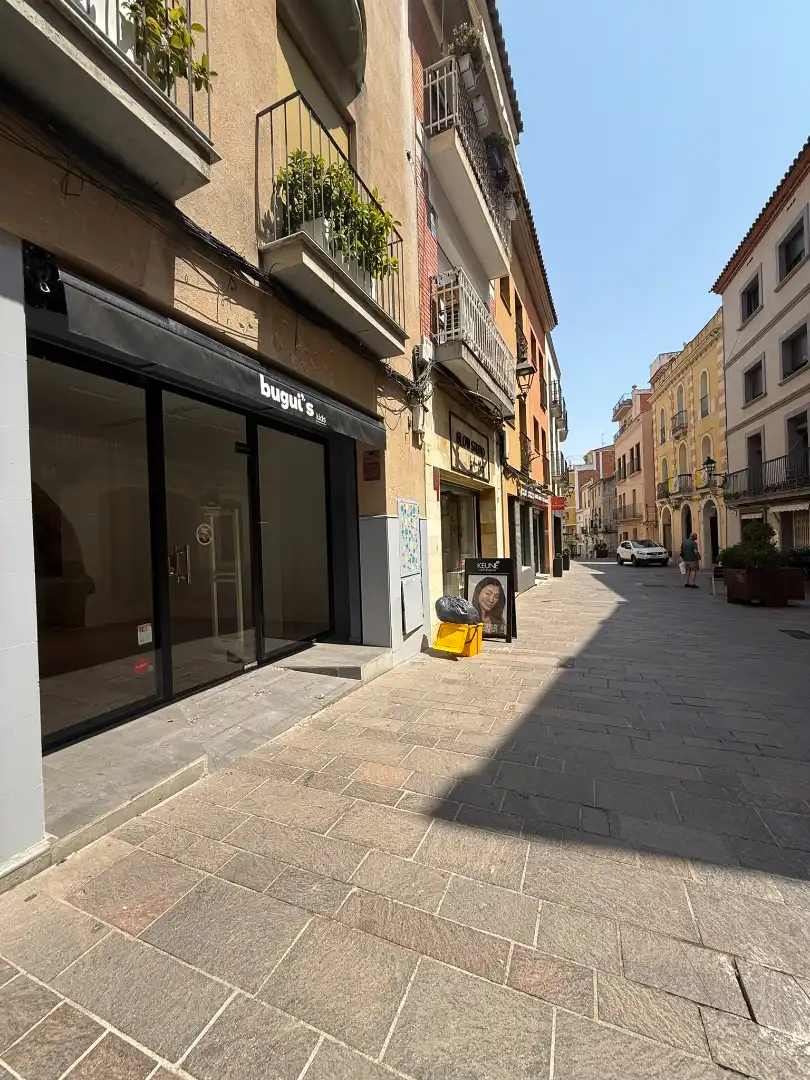 Geschaftsraum zur Miete in Sant Cugat del Vallès mit Klimaanlage und Parkett