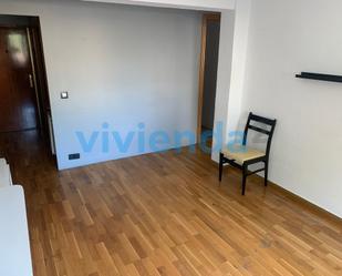 Bedroom of Flat for sale in  Madrid Capital  with Air Conditioner, Heating and Storage room